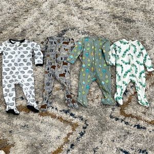 4 pair footed pajamas